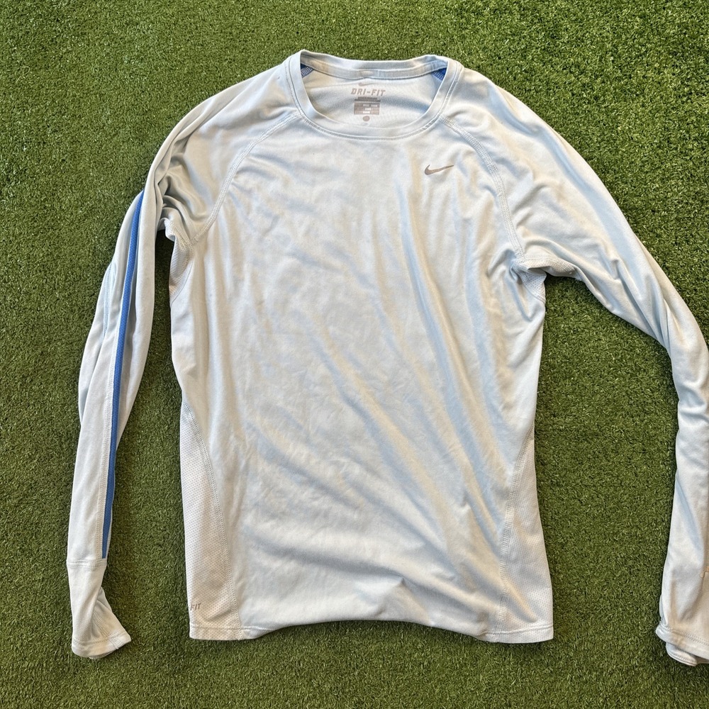 Nike Dri-Fit Purple‎ Crewneck Long Sleeve Athletic Tee Shirt Medium Polyester